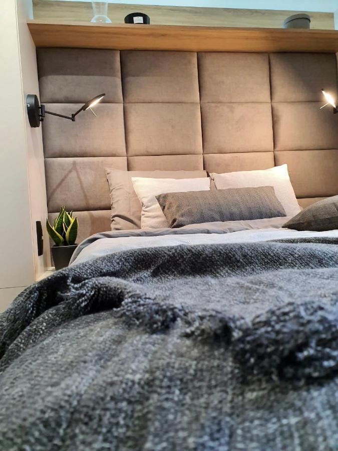 Luxury 2-Room Apartment In Praga-Polnoc Port Praski Varşovia Exterior foto